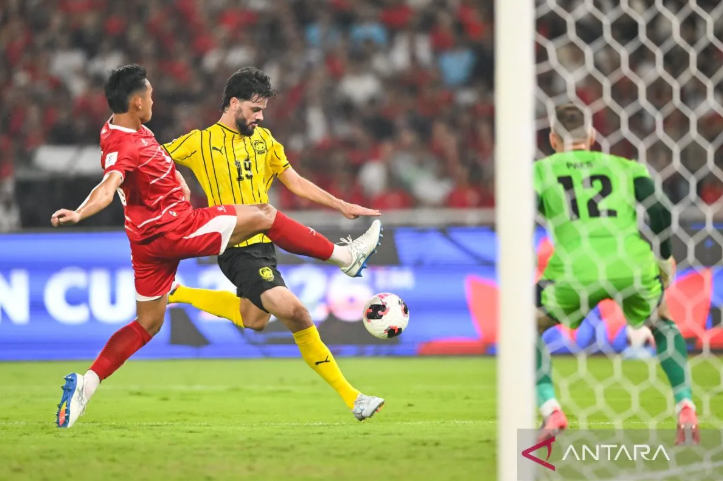 东盟杯：十人应战   印尼0-0战平马来西亚 