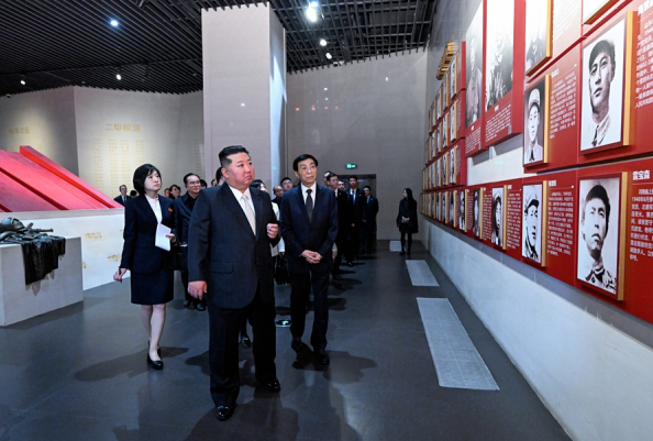中方谈金正恩访丹东：中朝是友好邻邦 